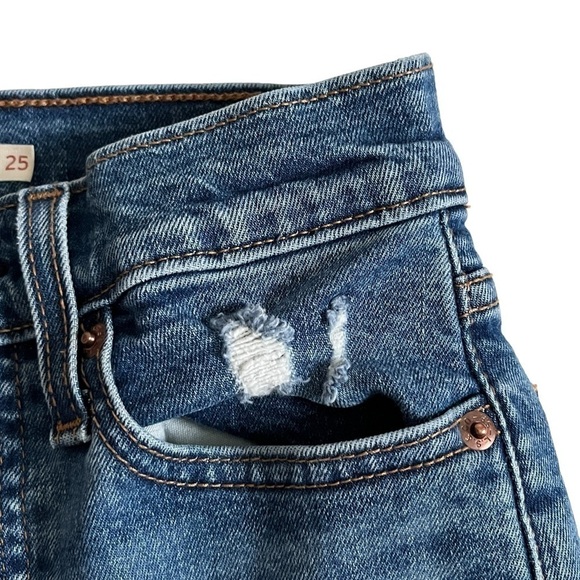 LEVI’S Wedgie Fit Skinny High Rise Distressed Ankle Crop Jeans - Picture 11 of 16